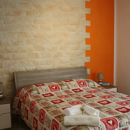 Tagliamento 28 Couette-café 3*